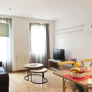 https://mh-apartments-guell.topbarcelonahotels.com